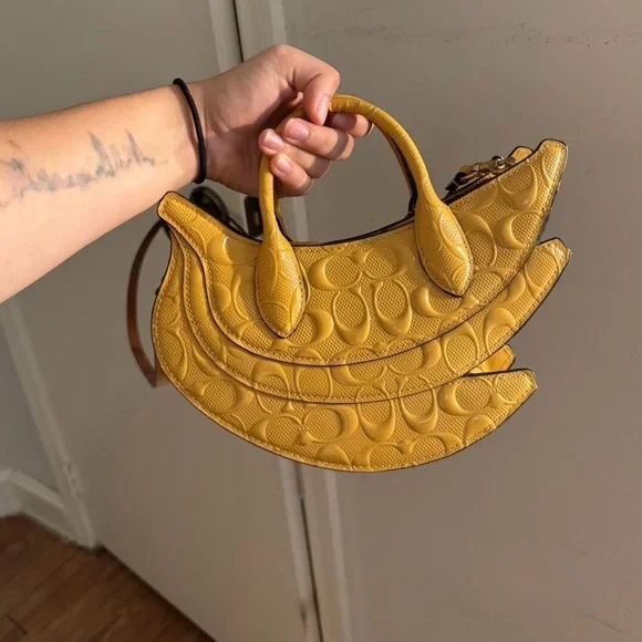 Coach Banana Yellow Bag - Picture 2 of 2